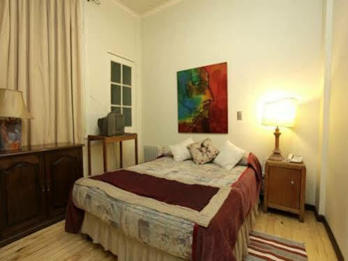 Hostal El Raco Santiago del Cile Esterno foto